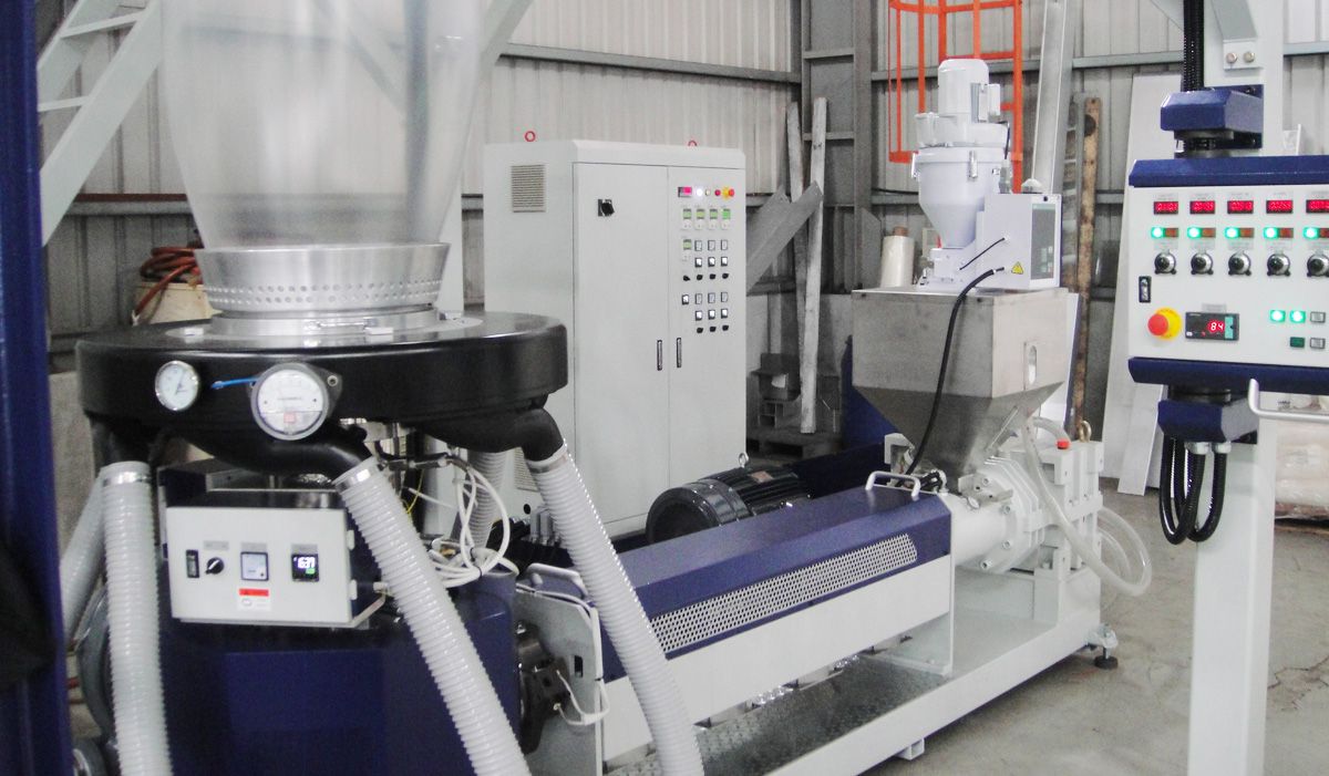 LDPE / LLDPE Film Blowing Machine